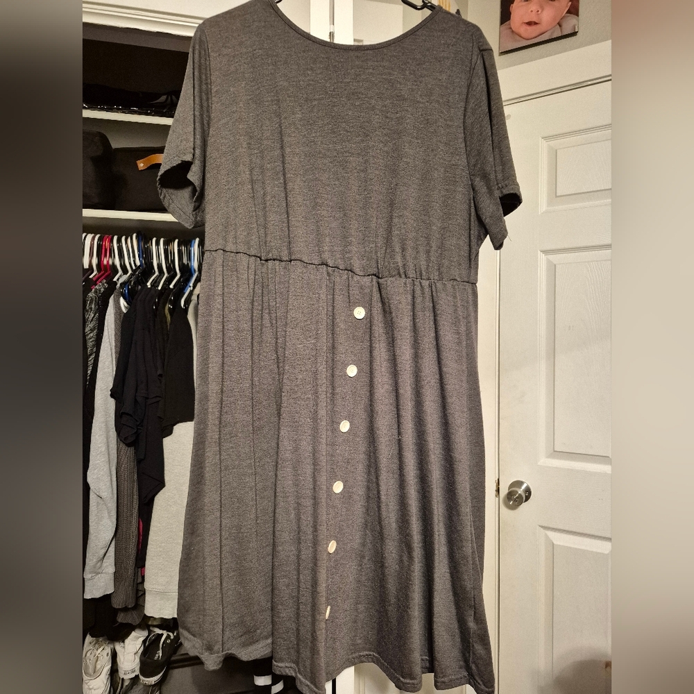 Chic Charcoal Button-Down Midi Dress